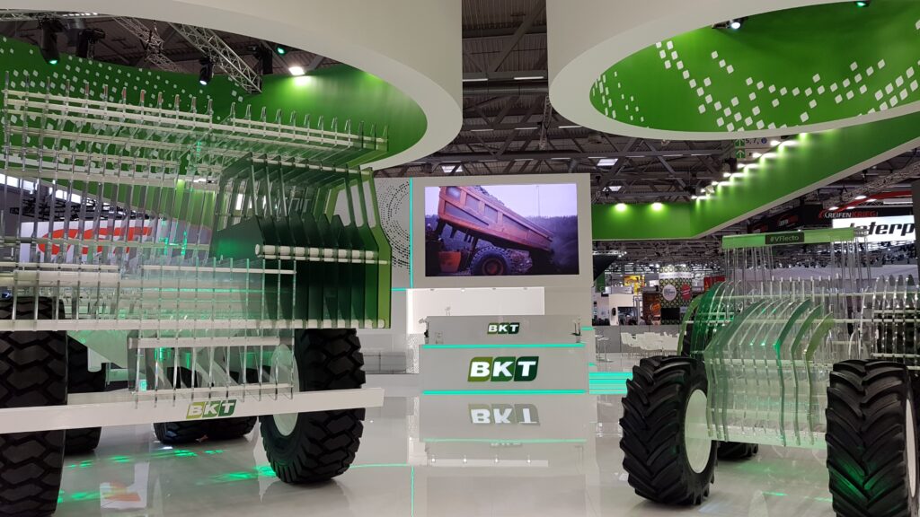 maxischermo-noleggio-fiera-emmegi