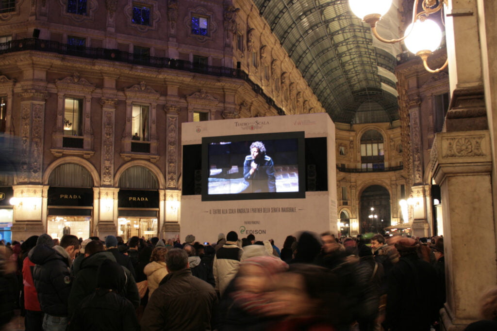 I videowall Emmegi in Galleria Vittorio Emanuele