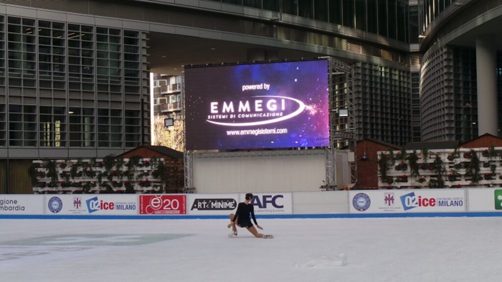 emmegi-ledwall-outdoor-palazzo-regione-milano 5x3mt.jpg